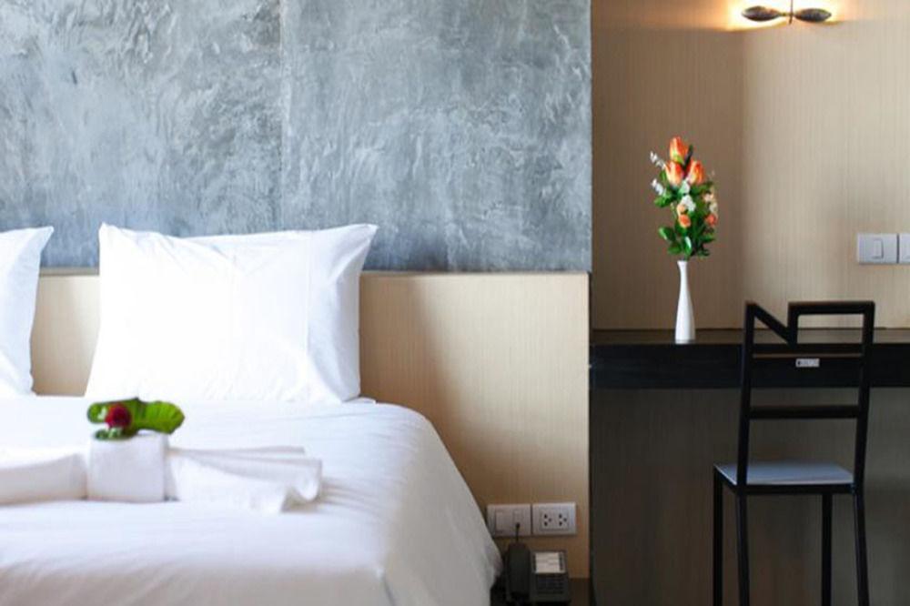 B2 South Pattaya Premier Hotel Ngoại thất bức ảnh