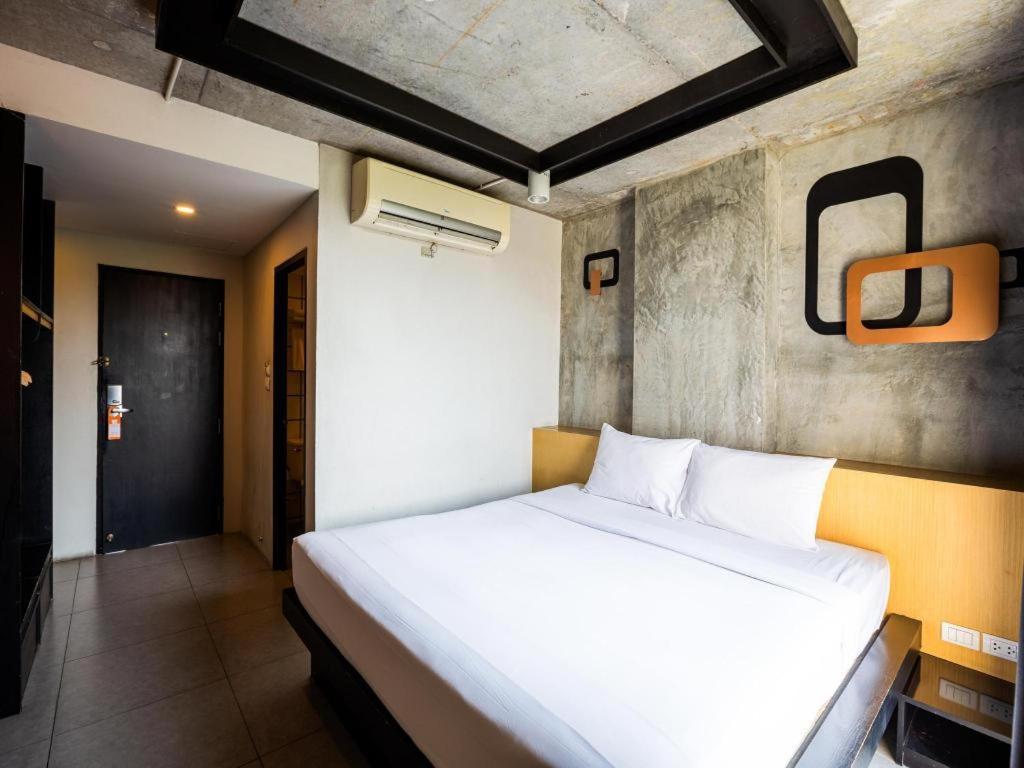B2 South Pattaya Premier Hotel Ngoại thất bức ảnh
